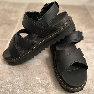 Dr Martens Voss II Sandals